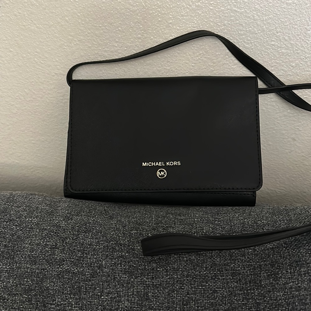 Jet Set Large Saffiano Leather Convertible Crossbody Bag 38f1ct9c7l